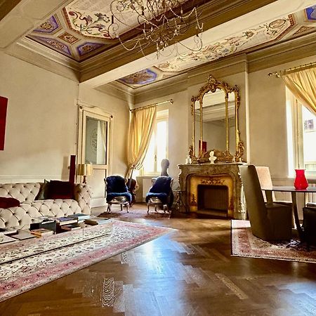 Bed and Breakfast Domus Tua Модена Экстерьер фото