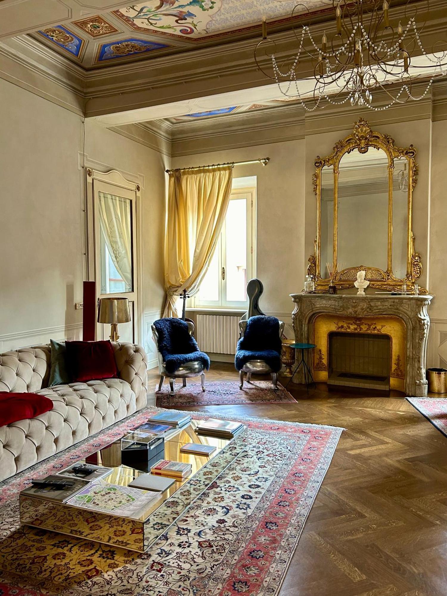 Bed and Breakfast Domus Tua Модена Экстерьер фото